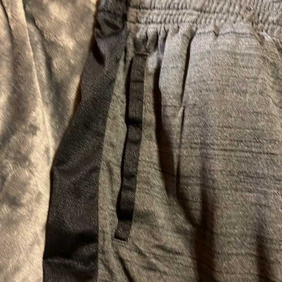 Rbx performance 7” shorts NWOT drawstring and elastic waist and pockets - Picture 3 of 4